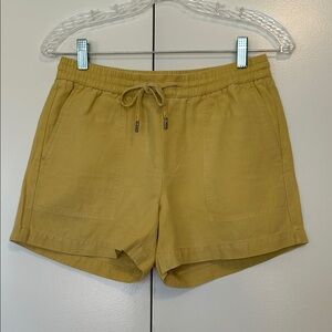 Banana Republic Mustard Yellow Women's Shorts size XS